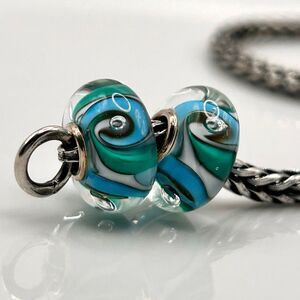 TROLLBEADS Turquoise Blue Teal Green & White Unique #1 LAA 925S Swirls Bubbles